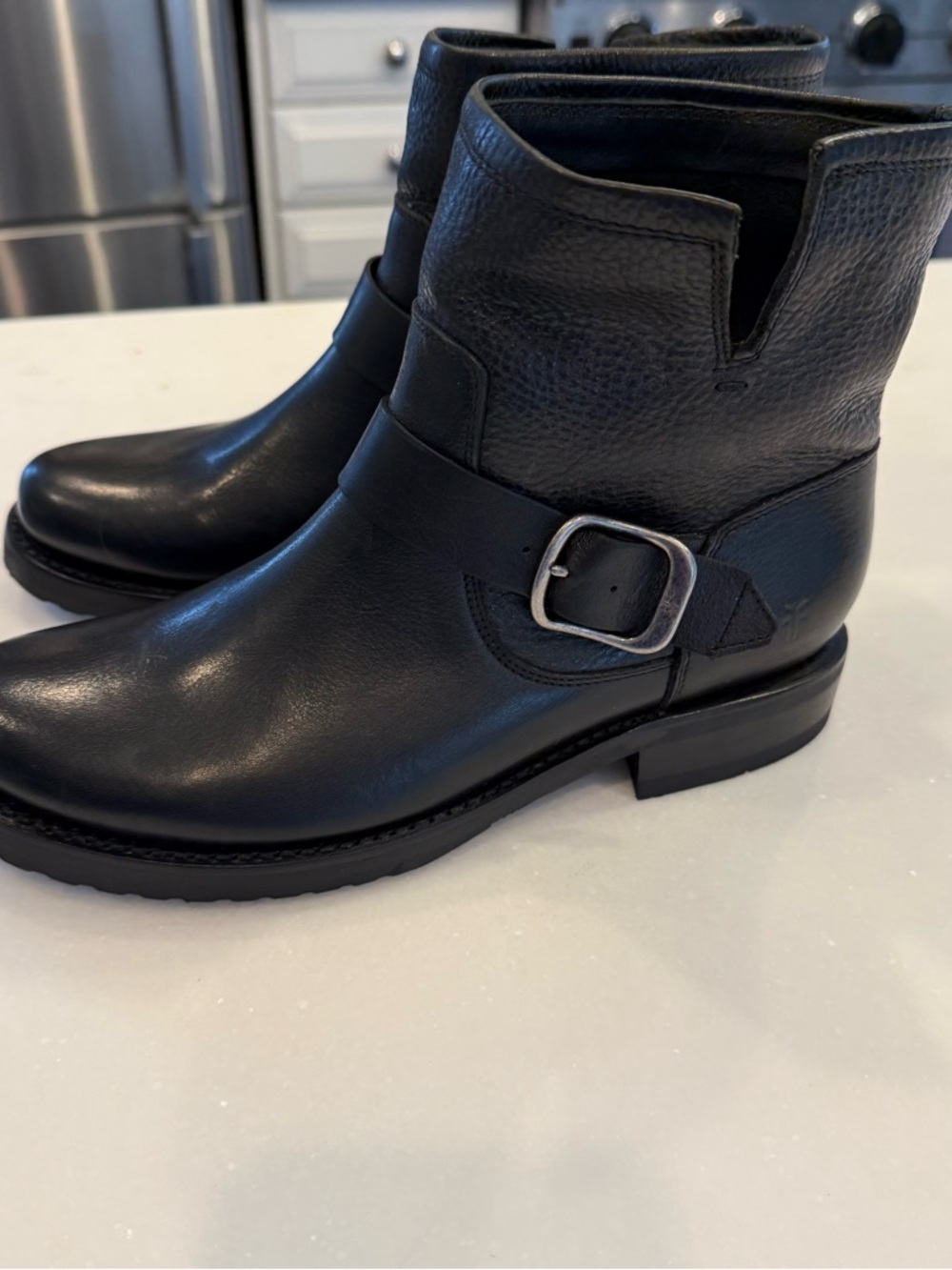 FRYE “Veronica Bootie” Women’s Oiled Leather Boot Black  Size: 7.5 NEW - Picture 8 of 14